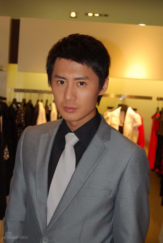 十大足球赌注软件排行榜:万科前7月销售近千亿(图1) 十大足球赌注软件排行榜