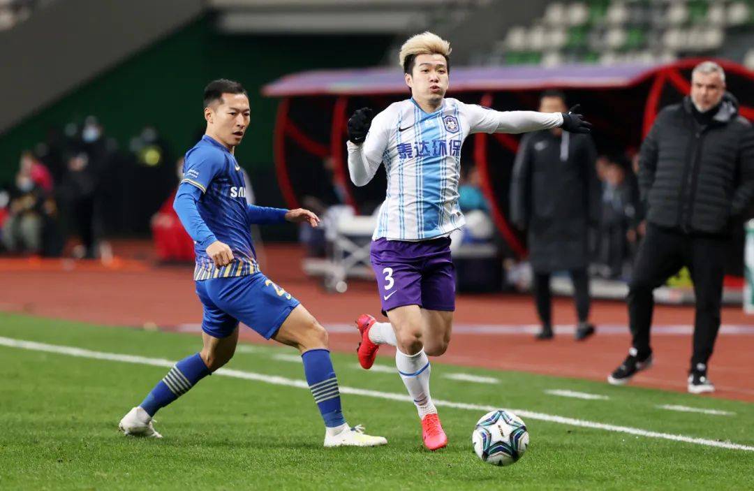 足协杯半决赛首回合憾平苏宁 若解决这一点泰达有望晋级“足球赌注软件”(图10)
足协杯半决赛首回合憾平苏宁 若解决这一点泰达有望晋级“足球赌注软件”(图10)